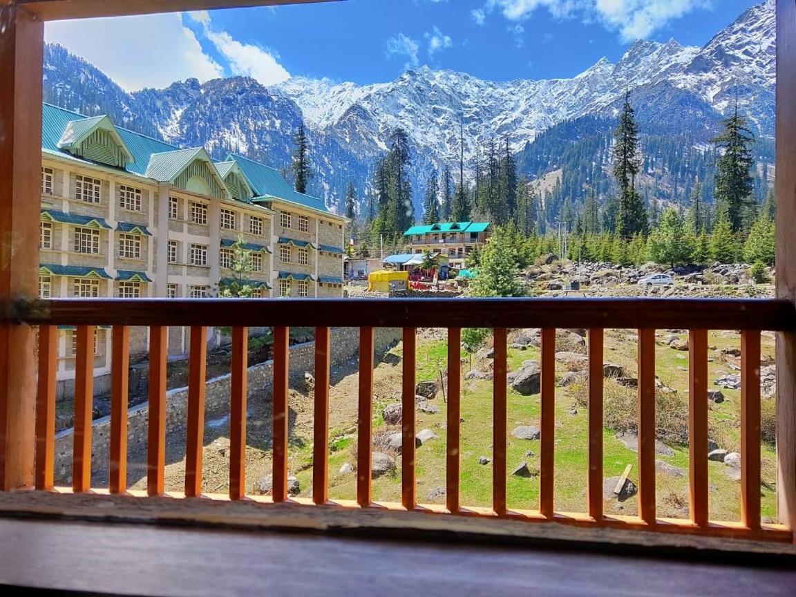 מנאלי Solang Valley Resort מראה חיצוני תמונה
