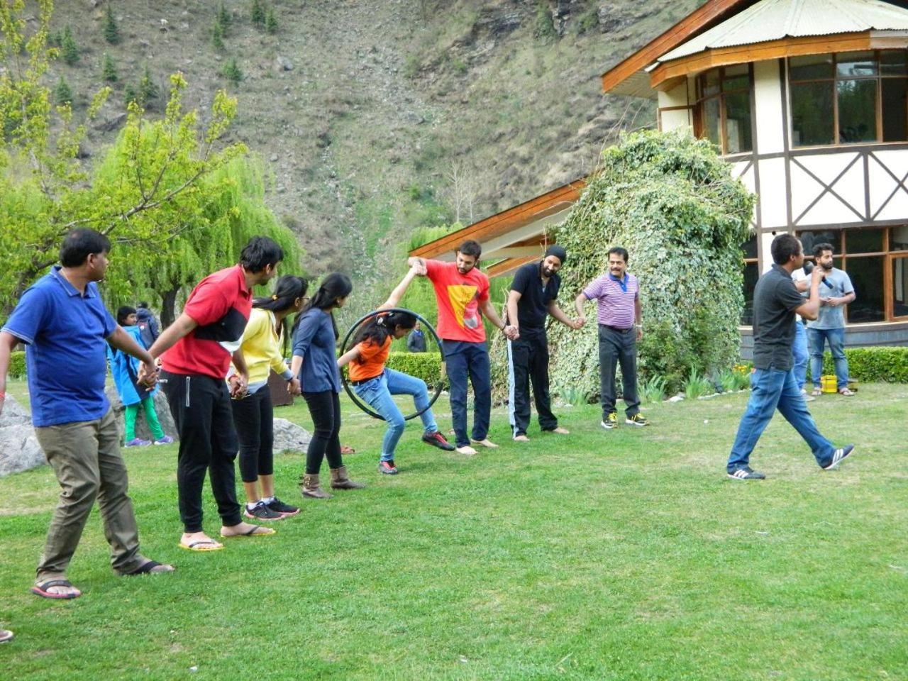מנאלי Solang Valley Resort מראה חיצוני תמונה